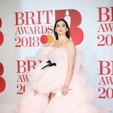 Dua Lipa na Brit Awards 2018