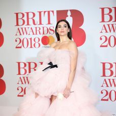 Dua Lipa na Brit Awards 2018