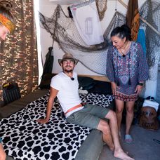 Vyradení farmári v Chalúpke