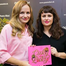 Petra Polnišová a Zuzana Šebová ako Cuky a Luky