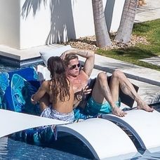 Brad Pitt s Ines de Ramon