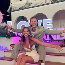 Gabča s Pítrom počas Love Islandu.