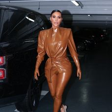 Kim Kardashian miluje latexové outfity.