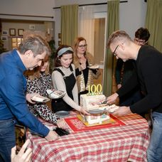 Susedia oslavovali stovku!