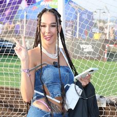 Radko na festivale Grape rozdával ruže a vymenil si bozky s Marcelou