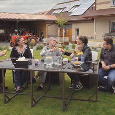 Žaneta Skružná s rodinou.