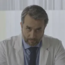 Vargu dostihne minulosť.
