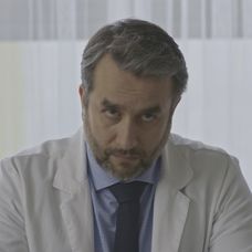 Vargu dostihne minulosť.