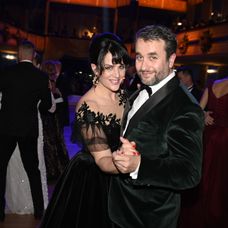 Andrea Cocherová, riaditeľka dobročinného Plesu v opere s manželom Ivanom Golianom.