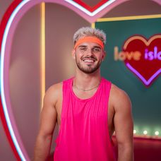 Noví bombshells vo vile - 7. epi