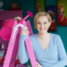 Monika v seriáli stvárňuje Evu Dolínsku