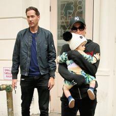 Paris Hilton so synom