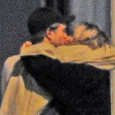 Suki Waterhouse a Robert Pattinson