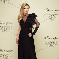 Zlatica Švajdová Puškárová na Plese v opere v roku 2015