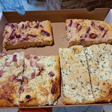 Na nože - podpecníky