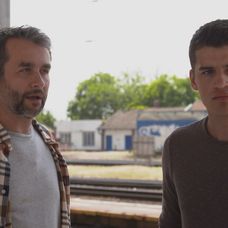 Sama zastihnú tesne pred odchodom.