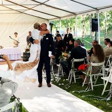 Neveste prišli zablahoželať aj kolegovia z redakcie Reflexu