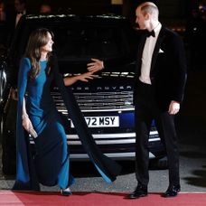 Princ a princezná z Walesu v Royal Albert Hall