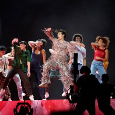 Harry Styles na 65. ročníku odovzdávania hudobných cien Grammy