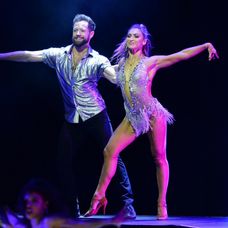 Pasha Pashkov a Daniella Karagach