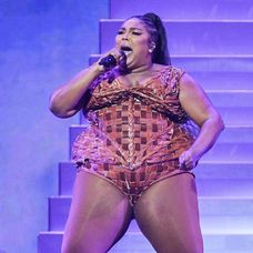 Lizzo počas vystúpenia
