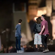 Tom Holland a Zendaya nakrúcajú nový film na Karlovom moste v Prahe