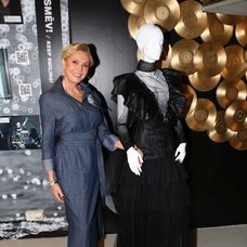 Helena Vondráčková otvorila v pražskom Tancujúcom dome výstavu