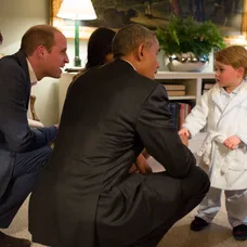 George sa rozpráva s Barackom Obamom 22. apríla 2016.