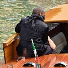 Kanye West to s manželkou prehnali