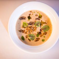 Reštaurácia Pekidors - zábery z 8. časti tretej série šou Na nože