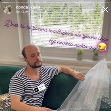 Daniel Fischer počas svadobných príprav.