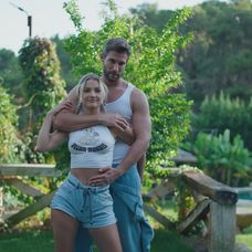 Farmárske fotenie Mirky Hriňákovej a Tomáša Tarra