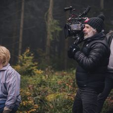 V minisérii s názvom Iveta stvárni Ivetu Bartošovú Anna Fialová