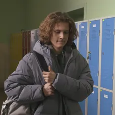 Zdá sa, že Jony má na scéne rivala.