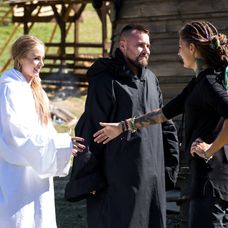 Pod maskami sa skrývali Xénia Gregušová a Tomáš Mayer