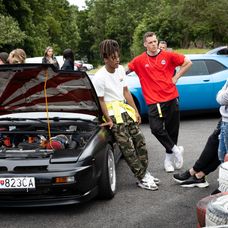 Luky a Dorka s partiou z Pána profesora