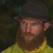 Pirát dostal na kmeňovke najviac hlasov. Pri výbere džbánu nemal šťastnú ruku a červená farba znamenala, že v šou končí.