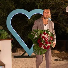 Príchod Tomáša a rande s Terezou