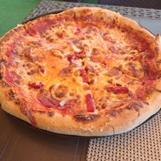 Na nože - Na obede s Tomášom Tarrom v Pizza Pub Tank
