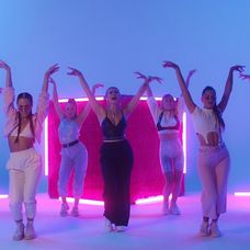 Televízne noviny so Zlaticou Švajdovou Puškárovou a Patrikom Švajdom