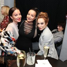 Veronika a Daniela Nízlové a Táňa Pauhofová