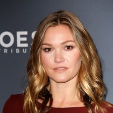 Julia Stiles