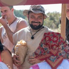 Milan s Dominikom kúpili balík špekáčikov