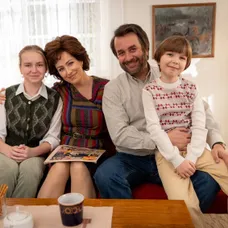 Tatiana Čobejová, Zuzana Norisová, Vladimír Kobielsky a Liam Nemček v seriáli Sľub