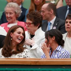Kate Middleton (36) a Meghan Markle (36) na ženskom finále Wimbledonu.
