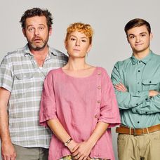 Helena Krajčiová so seriálovou rodinou