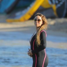 Mariah Carey dovolenkuje v Karibiku