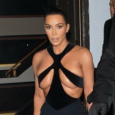 Extravagantná Kim Kardahsian.  