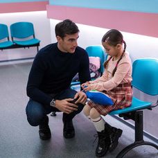 Hanka si už vybrala brata. Toto je on