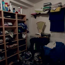 Domček je aj napriek snahe rodiny v dezolátnom stave